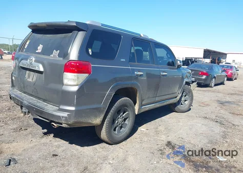 2013 Toyota 4Runner Sr5 z USA, uszkodzony, nr VIN JTEZU5JR7D5054048